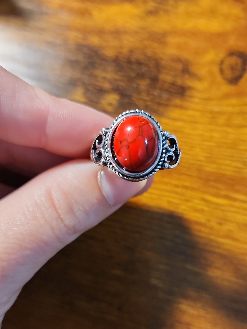 Boho-Chic Unisex Red Ring-Retro Design Perfect For Daily And Party Attire.